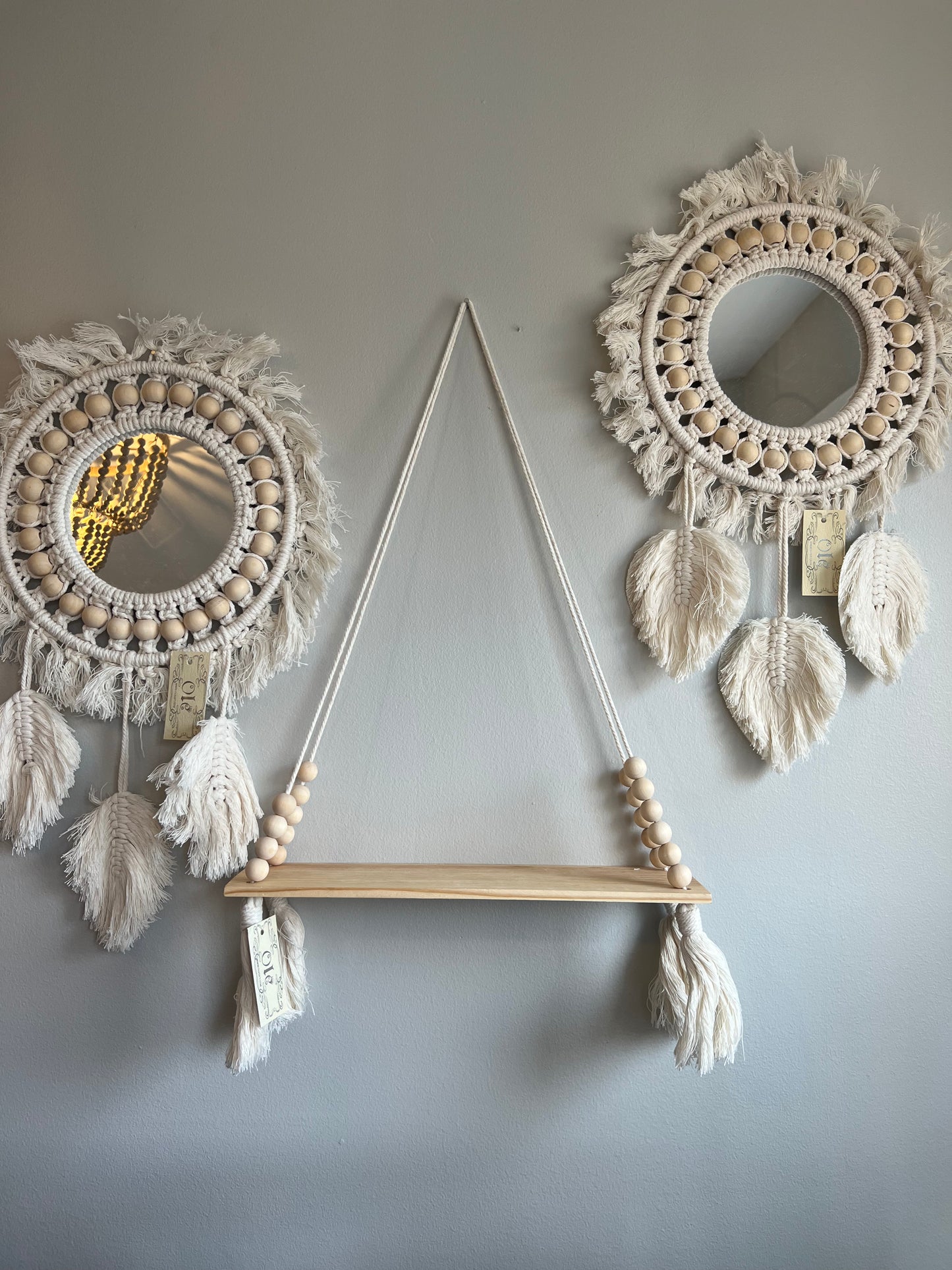 Beaded shelf